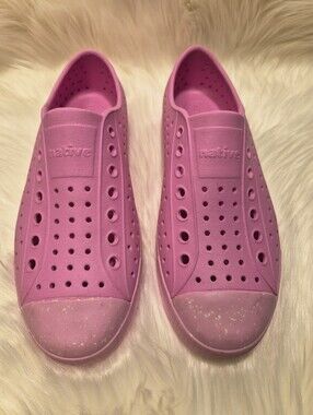 Native Jefferson Pink Slip-On Shoes